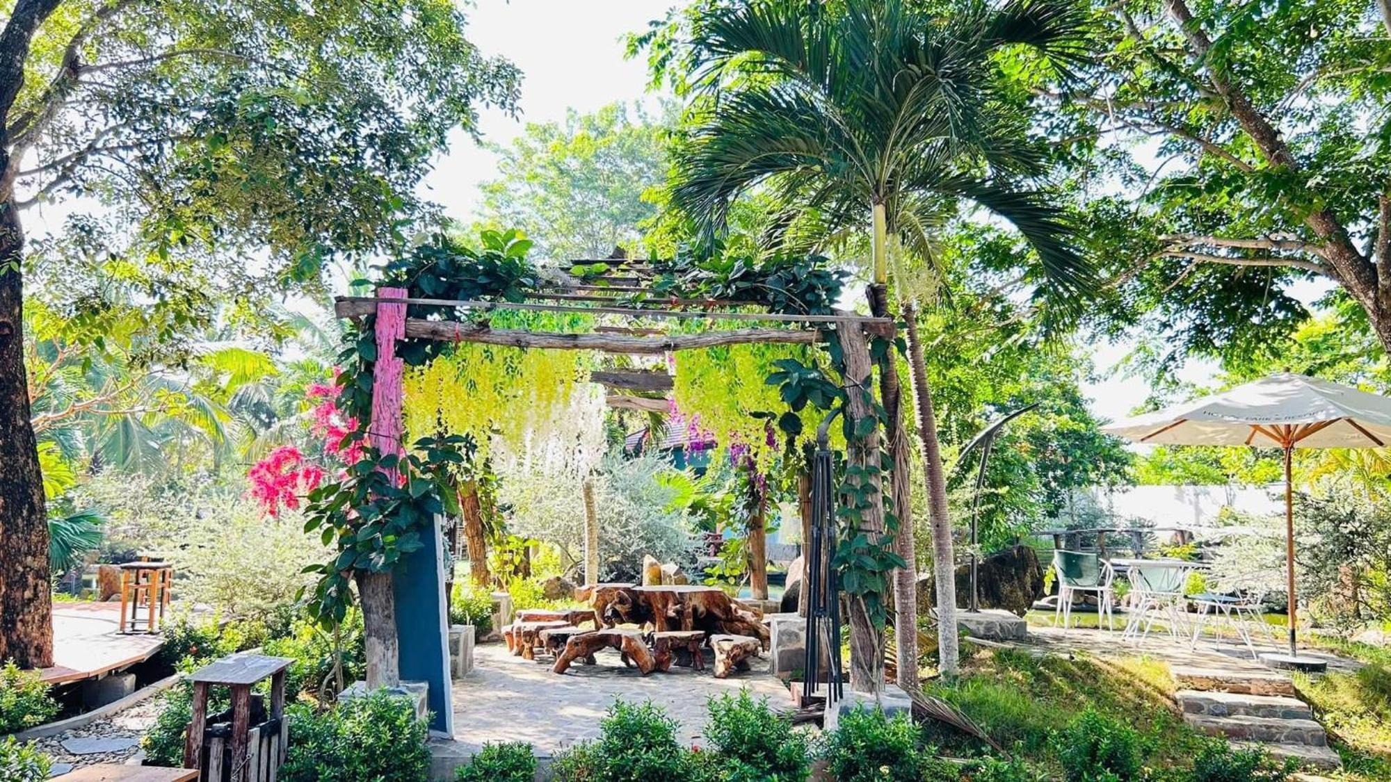 Ho Coc Park & Resort Xa Nhu Lam Екстериор снимка